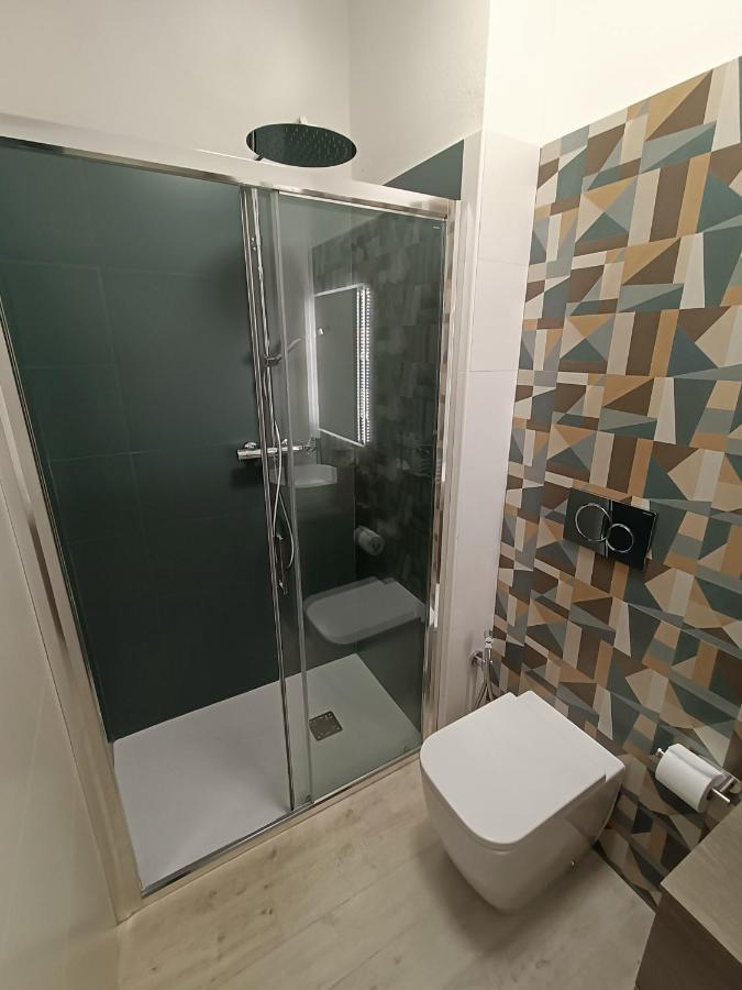 Vsuites Homestay